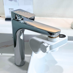 Thiết bị lọc nước tại vòi Misubishi Cleansui EF102